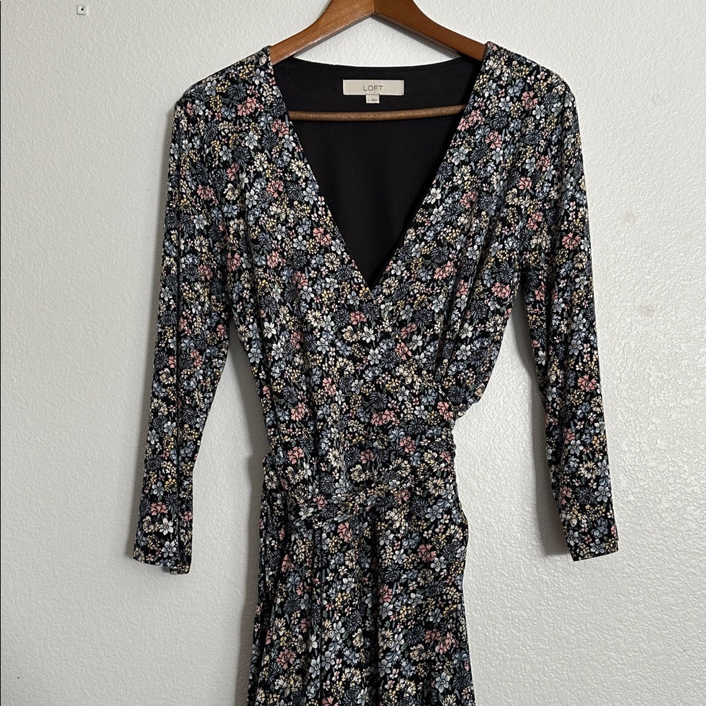 LOFT Multicolor Floral V-Neck Dress